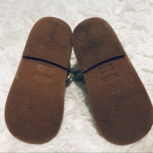 SOLD H&M Toddler Girls Gold ankle boots - Picture 3 of 4